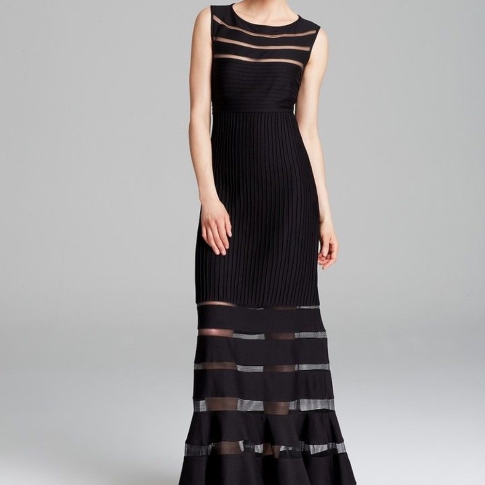Tadashi Shoji Black Pintuck Jersey Sleeveless Gown XS